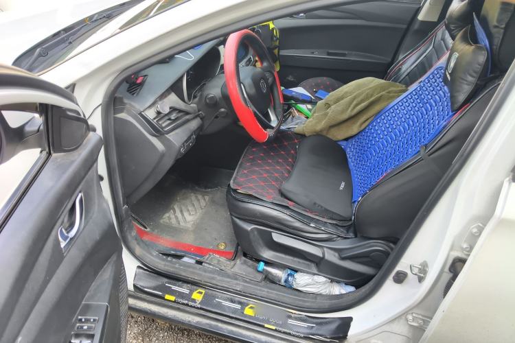 Used Changan Eado New Energy 2022 EV460 Smart Ride-Hailing Edition – Lithium Iron Phosphate