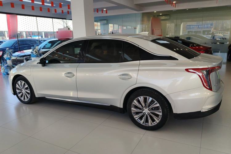 Used Hongqi E-QM5 2022 431 km Charge & Enjoy Edition
