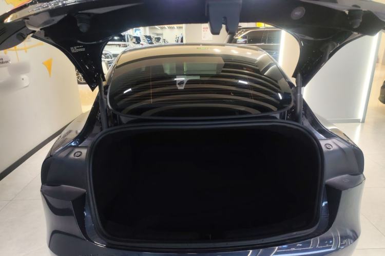 Used Tesla Model 3 2023 Long-Range All-Wheel-Drive Version
