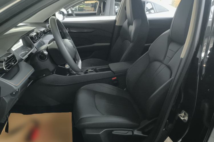 Used Dongfeng Aeolus Yixuan 2025 1.5L Automatic Luxury Version