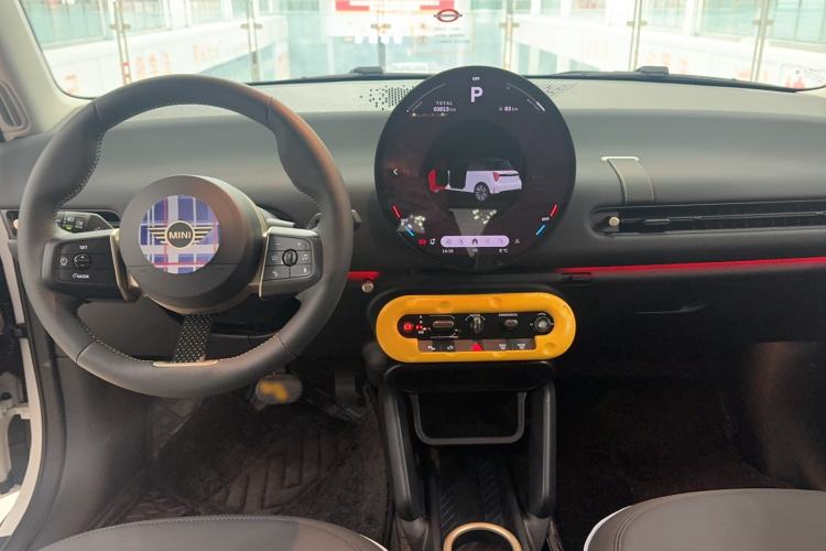 Used MINI Electric MINI COOPER 2025 Model Facelift 466km COOPER E Classic Style
