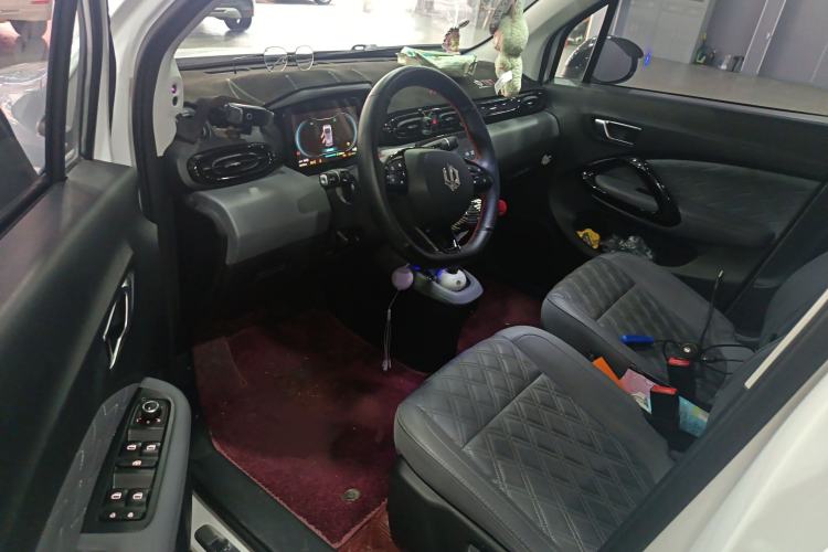 Used Leapmotor T03 2022 Star Diamond Edition Driver Seat