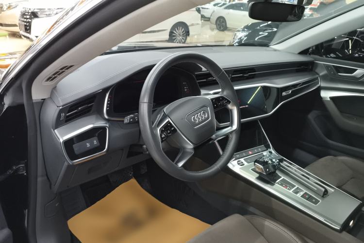 Used Audi A7L 2024 45TFSI S-line Dream-Building Edition Flow Crystal Package