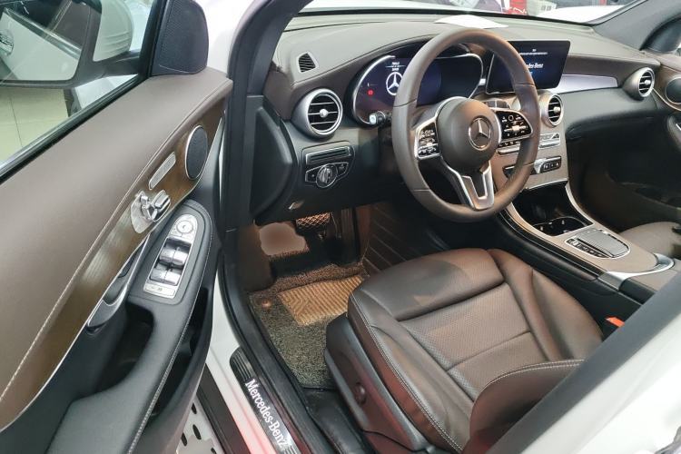 Used Mercedes-Benz GLC 2022 GLC 300 L 4MATIC Dynamic Edition Prestige Model
