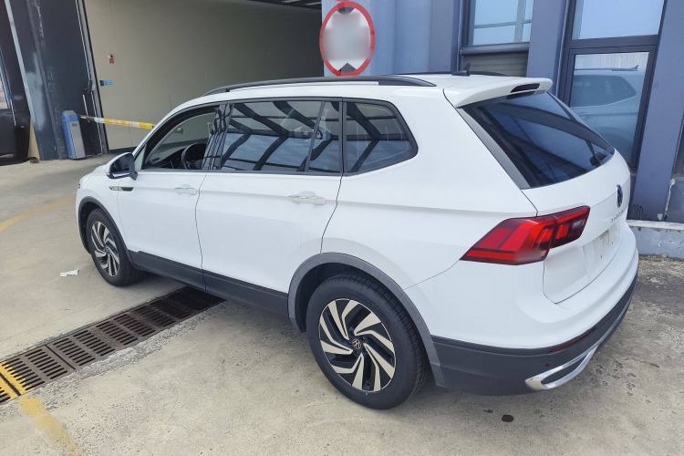 Used Volkswagen Tiguan L 2023 330TSI Automatic Two-Wheel Drive Comfort Edition