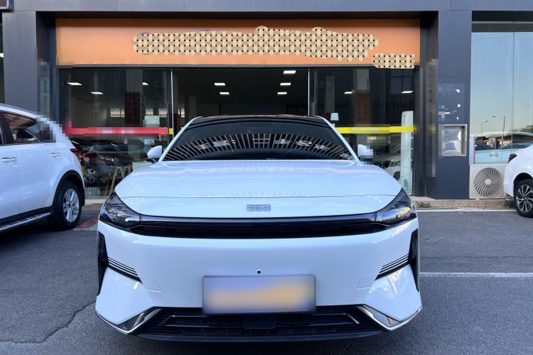 Used Geely Galaxy L6 2023 125km MAX