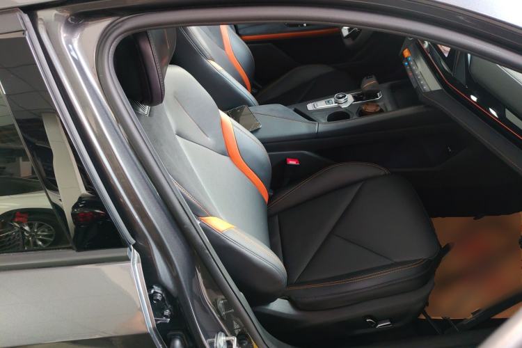 Used CHANGAN UNI-V 2022 1.5T Sport Edition
