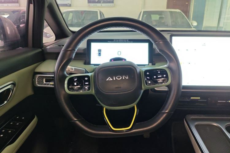 Used AION Y 2023 Plus 510 Tech Edition Steering Wheel