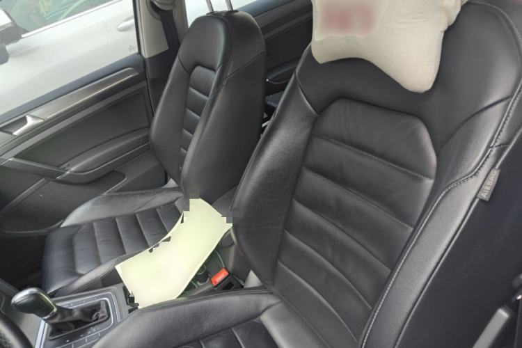 Used Volkswagen Golf 2014 1.4TSI Automatic Luxury Model
