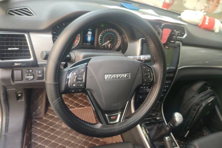 Used Haval H2 2017 Red-Label 1.5T Manual Two-Wheel-Drive Elite Model