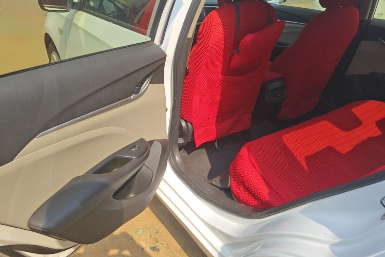 Used Buick GT 2018 15T Dual-Clutch Advanced Model China V Standard Left Rear Seat