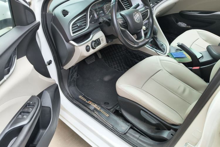 Used Buick GT 2019 15T Dual-Clutch Connected Elite Model China VI
