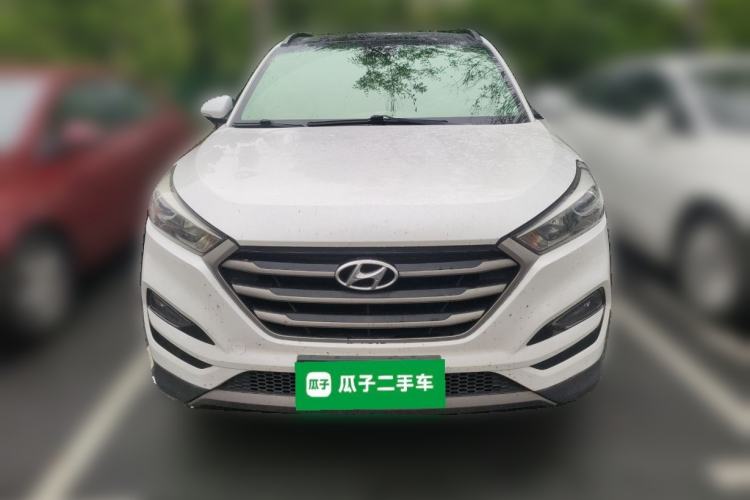 Used Hyundai Tucson 2015 1.6T Dual-Clutch Two-Wheel-Drive Smart Model Front