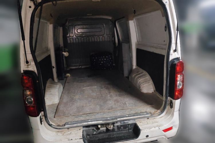 Used CHANGAN KAICHENG Ruixing EM80 2022 Flat Roof with Liftgate 2 Seats 60kW 41.86kWh Trunk