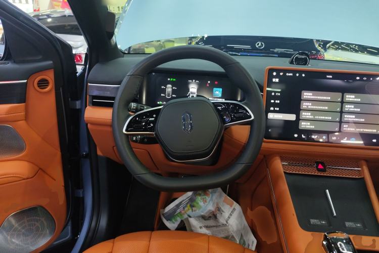 Used Hima AITO M7 2024 1.5T Four-Wheel Drive Plus Version 5 Seats Steering Wheel