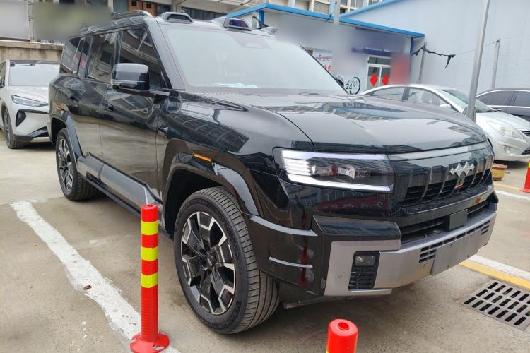 Used Formula Leopard 8 2025 Smart & Bold Luxury Version 7 Seats