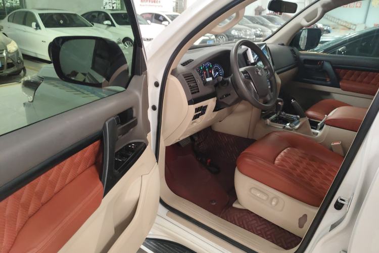 Used Toyota Land Cruiser 2019 4.0L GX-R 5-Seater Parallel Import