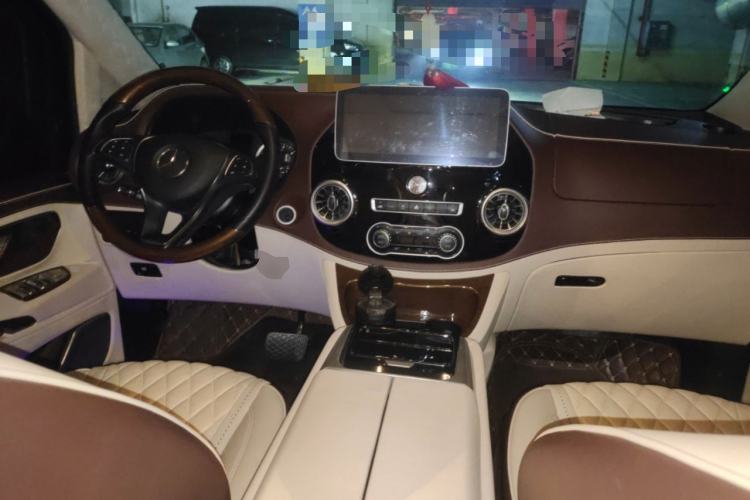 Used Mercedes-Benz Vito 2021 2.0T Elite Version 7 Seats