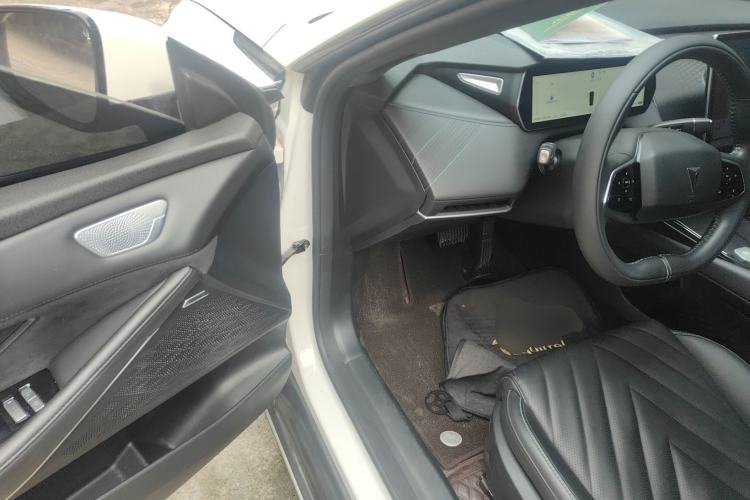 Used Deepal SL03 2024 135Plus Glory Edition
