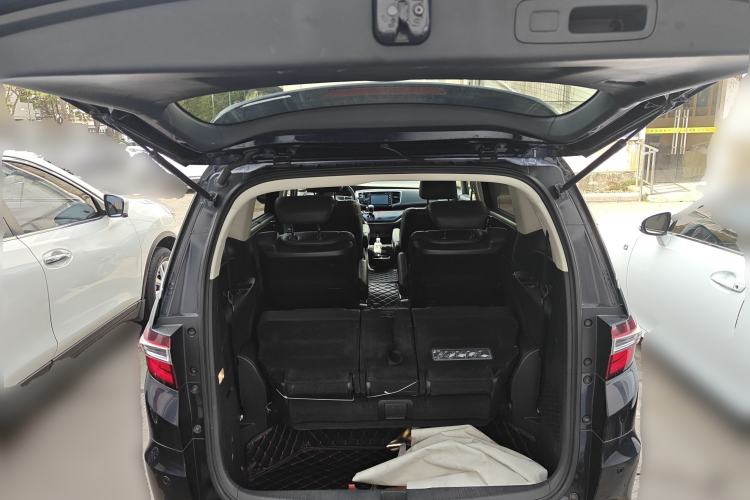 Used Honda Odyssey 2017 2.4L Supreme Edition Trunk