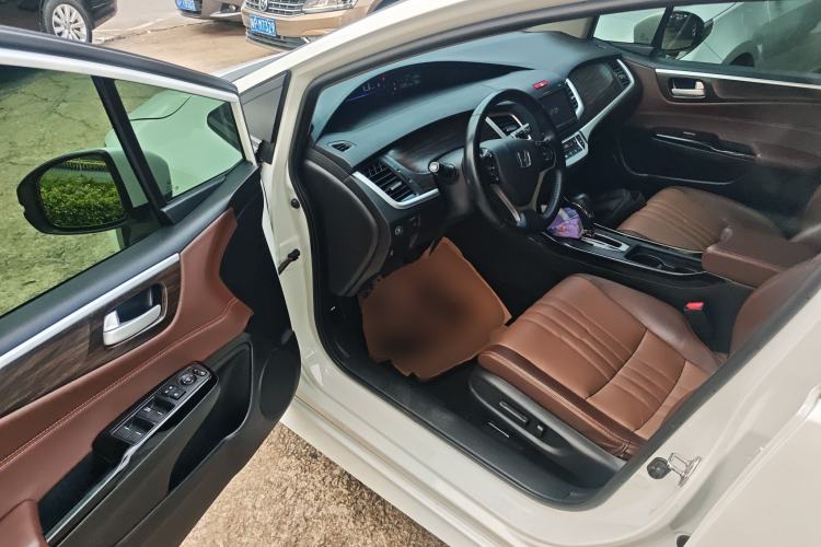 Used Honda Jade 2017 210 TURBO CVT Luxury Edition 5 Seats
