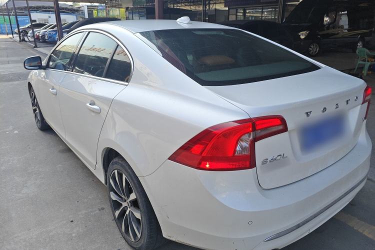 Used Volvo S60 2019 S60L Facelift T5 Intelligent Advanced Edition
