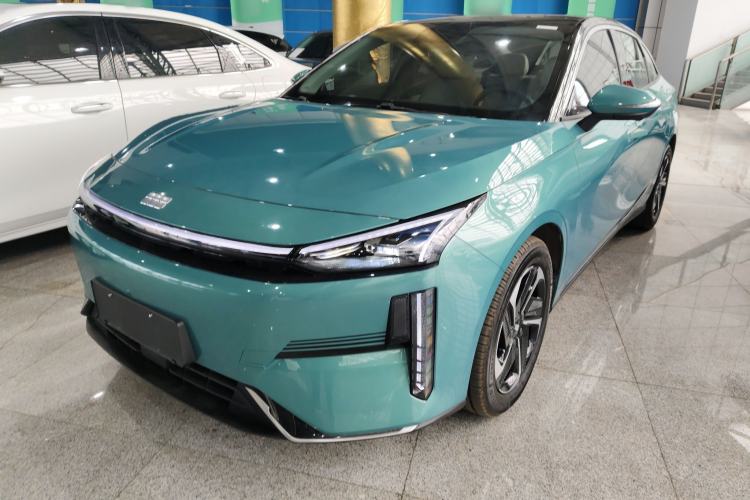 Used Geely Galaxy L6 2023 125km MAX