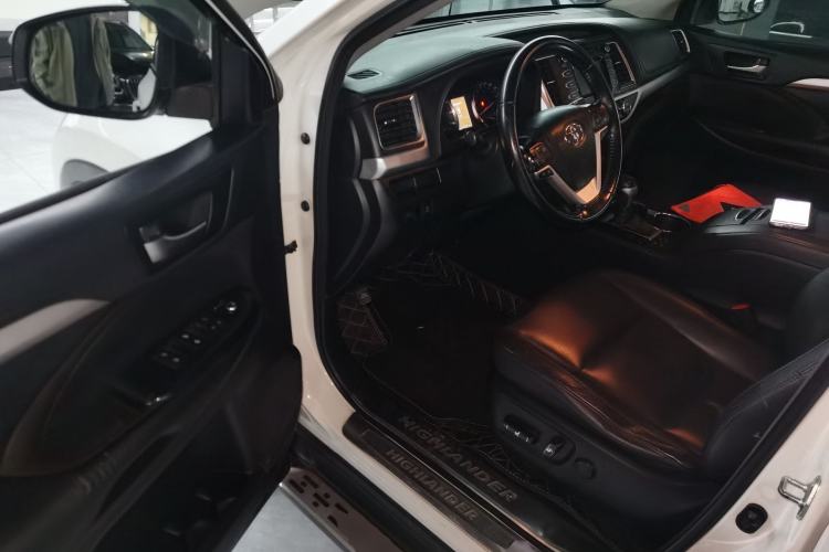 Used Toyota Highlander 2015 2.0T Four-Wheel Drive Luxury Edition 7-Seater