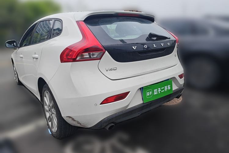 Used Volvo V40 2016 T3 Zhiyi Edition