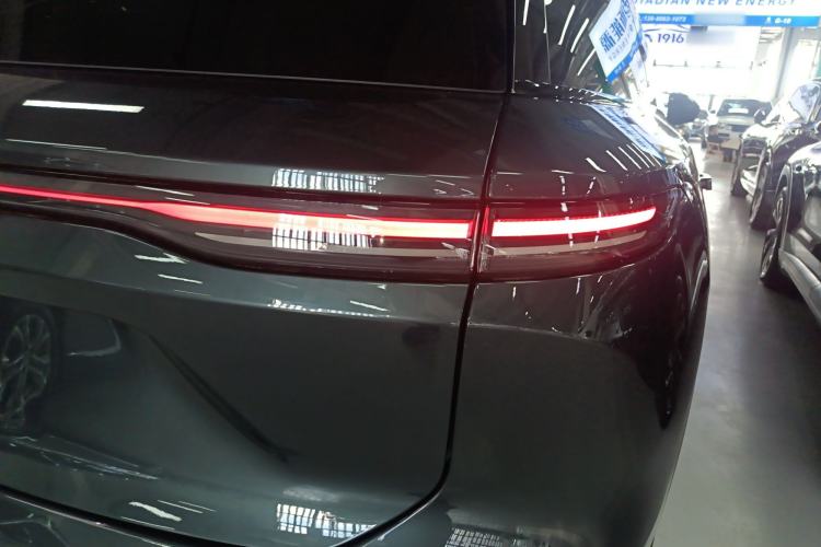 Used Nio ES8 2023 100kWh Signature Edition