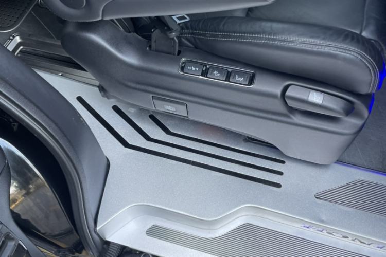 Used Honda Elysion 2019 2.0L Hybrid Luxury Edition