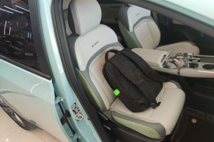 Used AION Y 2022 Plus 70 Tech Edition
