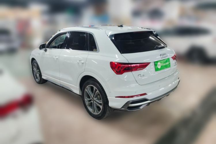 Used Audi Q3 2023 40 TFSI Fashion Dynamic Model
