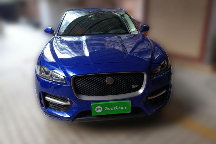 Used Jaguar F-PACE 2018 2.0T All-Wheel Drive R-Sport Sport Edition Front