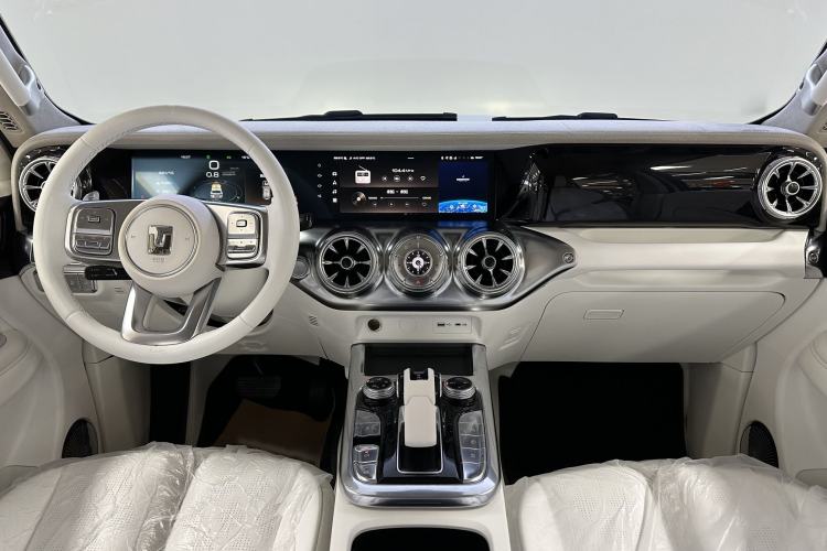 Used Cyberspace Tank 300 2021 2.0T Cyber Tank