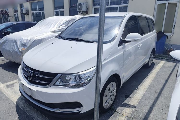 Used Baojun 730 2016 Revised 1.5L Manual Standard Version 7 Seats China V Emission Standard