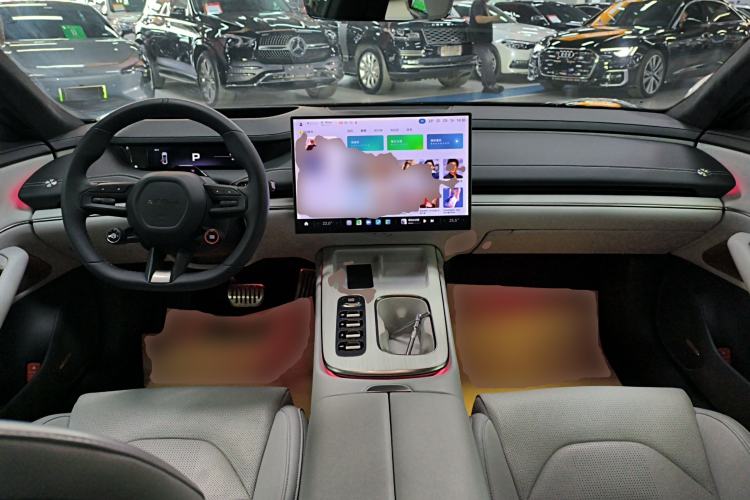 Used Xiaomi Auto SU7 2024 Four-Wheel Drive Ultra-Long Range Advanced Intelligent Driving Max Edition Center Console