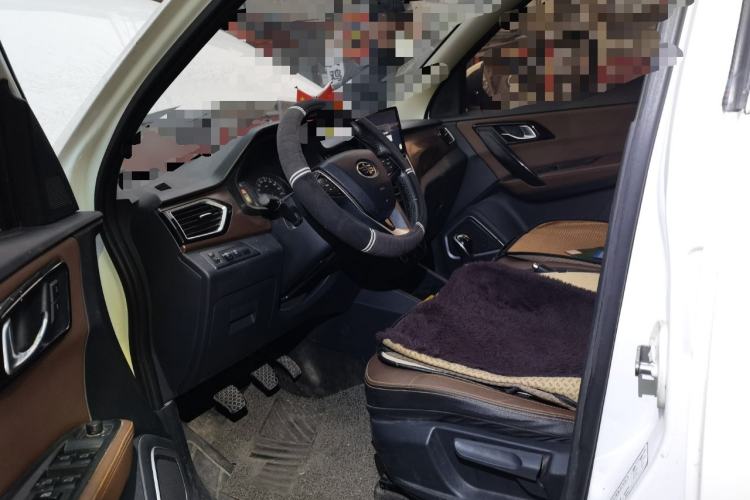 Used FAW Senya R7 2016 1.6L Manual Smart Version