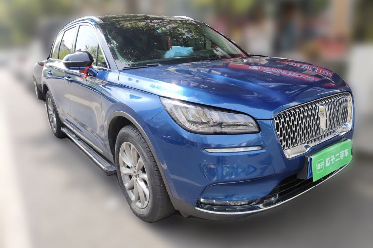 Used Lincoln Corsair 2021 2.0T Two-Wheel Drive Deluxe Edition Front Right 45 Deg