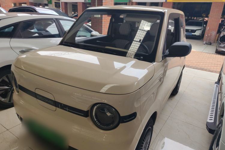 Used Geely Galaxy Panda 2025 210 km – Yuanqi Bear
