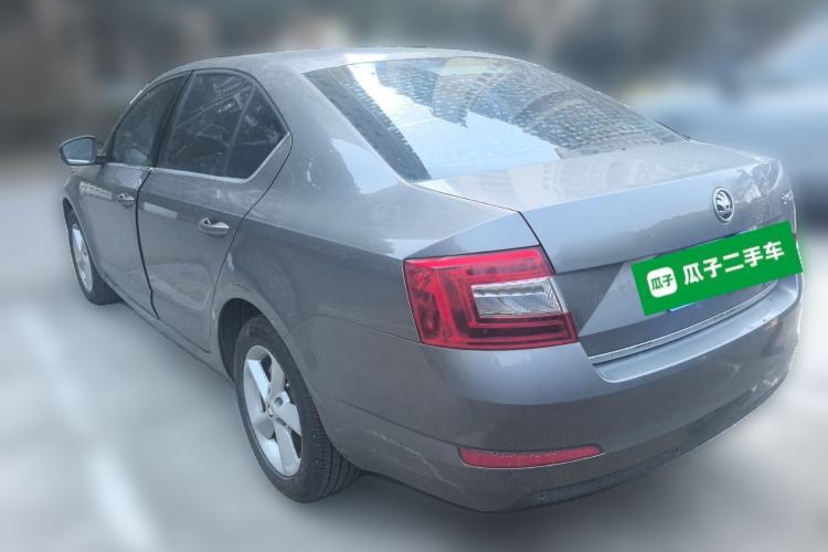 Used Skoda Octavia 2015 1.6L Automatic Yijun Edition
