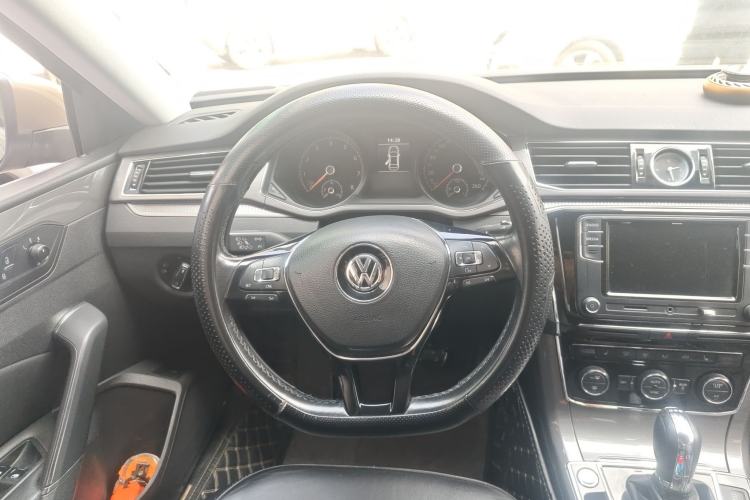 Used Volkswagen Passat 2017 280TSI DSG Luxury Edition
