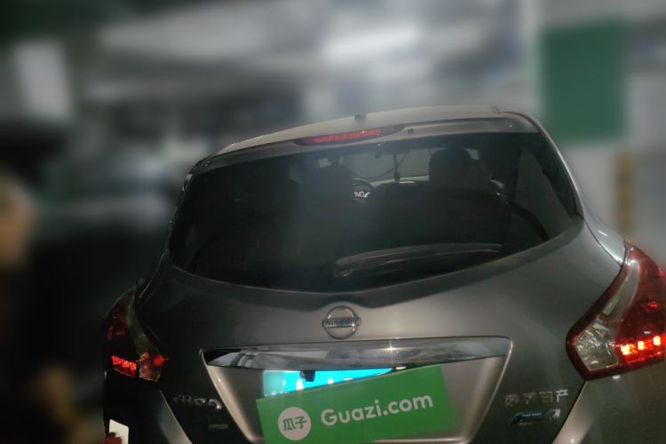 Used Nissan Tiida 2013 1.6L CVT Cool Cafe Edition