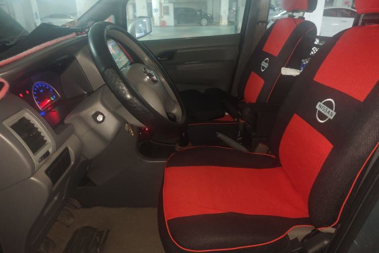 Used Dongfeng Shuaike 2011 1.5L Manual Standard Model 7 Seats China IV Standard