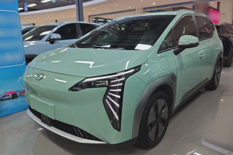 Used AION Y 2023 Younger