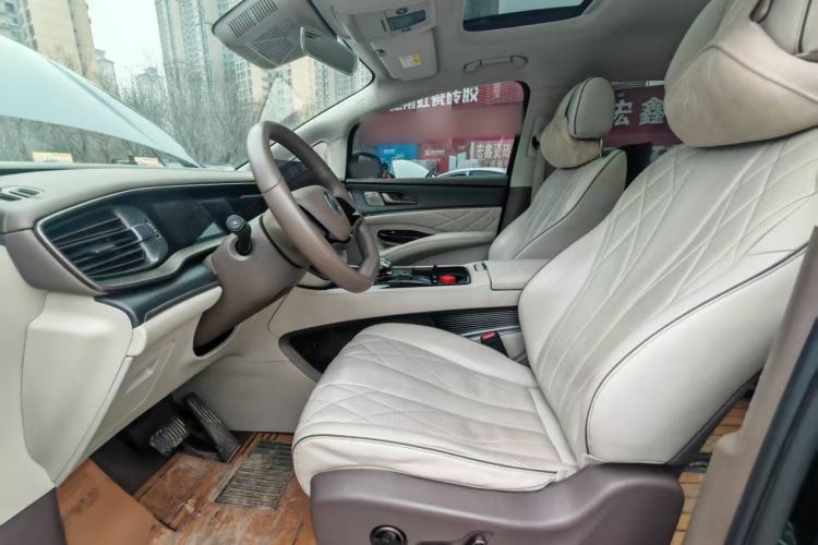 Used Denza D9 2022 DM-i 970 Four-Wheel Drive Prestige Model