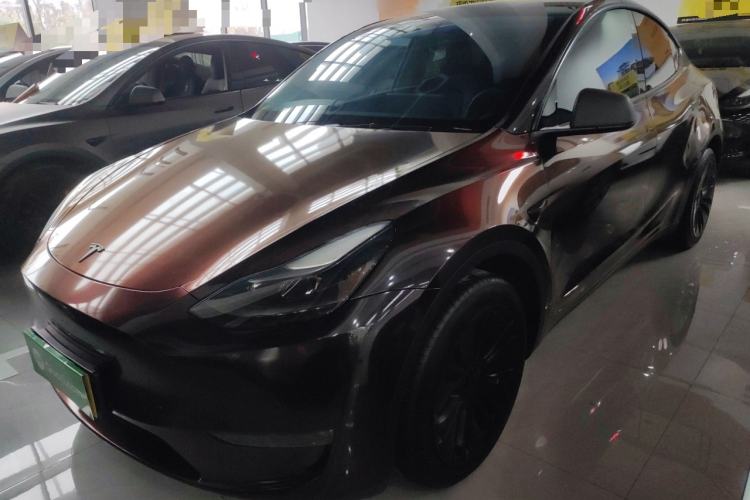 Used Tesla Model Y 2022 Long-Range All-Wheel-Drive Version