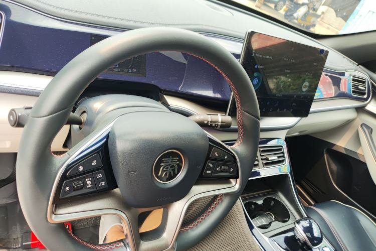 Used BYD Qin PLUS 2021 DM-i 120KM Flagship Model
