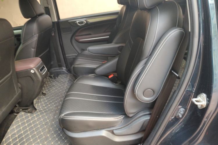 Used GAC Trumpchi M6 2021 PRO 270T DCT Luxury Edition Left Rear Seat