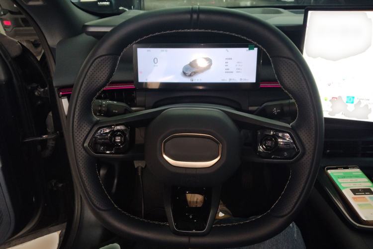 Used Lynk & Co 07 2024 EM-P 126 Long-Range Halo